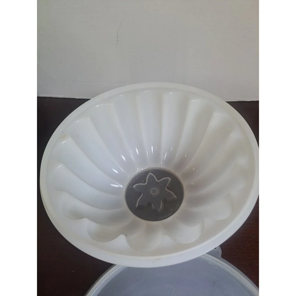 Vintage Tupperware White Jello Ice Mold